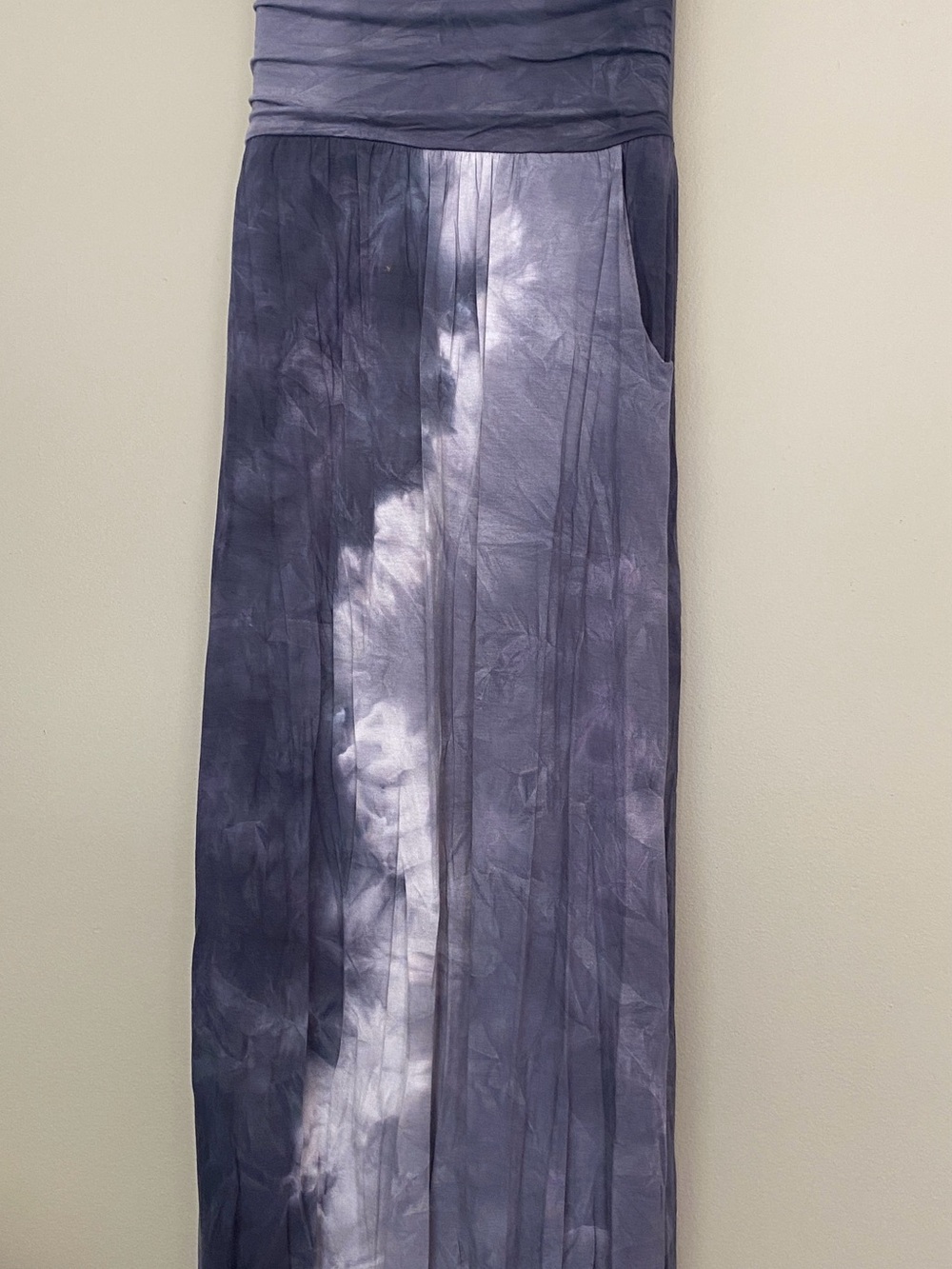 Strapless Tie-Dye Maxi Dress w pockets — Blues